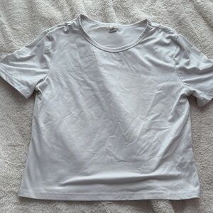 SHEIN White Casual Crop Top